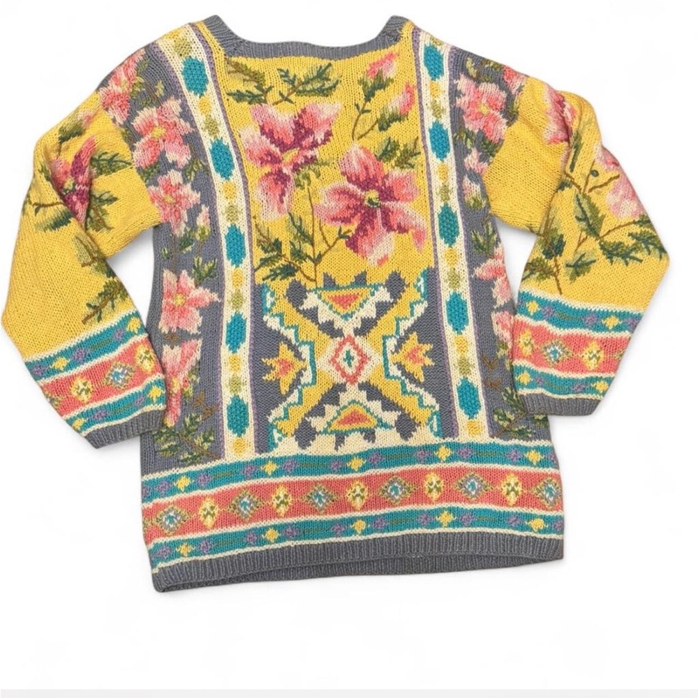 Floral Patterned Yellow and Gray Sweater